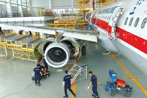 成都航空職業(yè)學(xué)校哪個(gè)好？