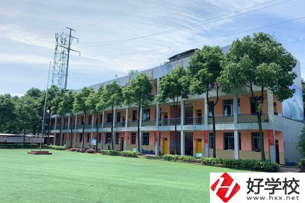 常德海乘職業(yè)學(xué)校教學(xué)設(shè)施好不好？環(huán)境怎么樣？