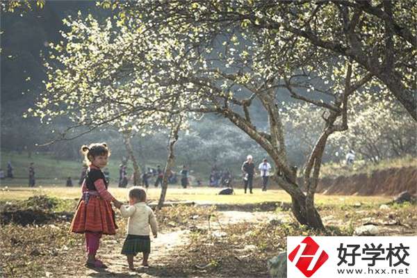 張家界少數(shù)民族加分政策是什么？中專升大專加分嗎？