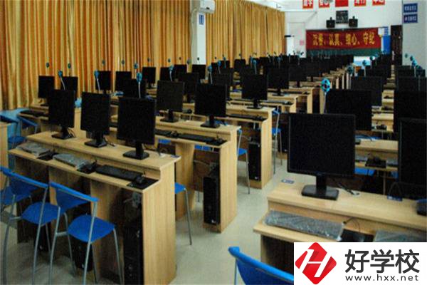 衡陽建筑職校怎么樣？建筑類專業(yè)就業(yè)前景怎么樣？