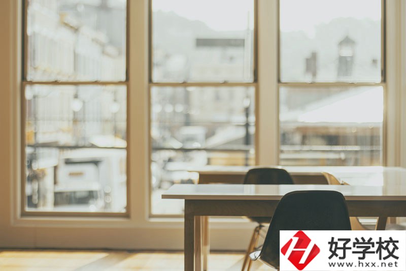 長沙學(xué)幼師專業(yè)的中職學(xué)校有哪些？