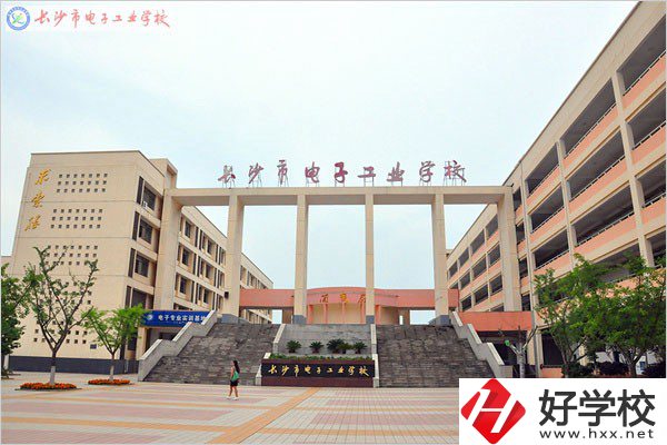長沙學費便宜的中專有哪些？有什么招生專業(yè)？
