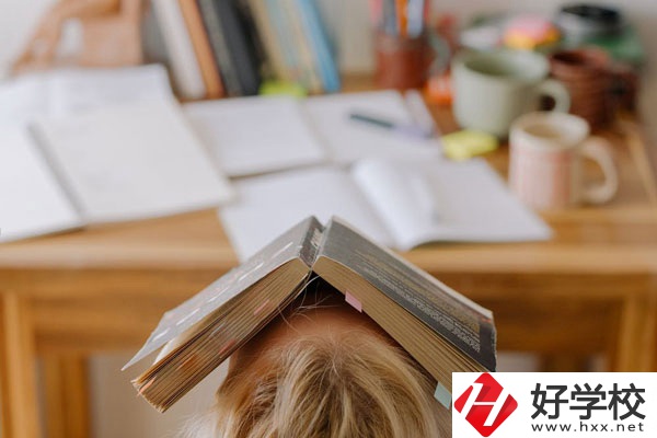 桂陽(yáng)縣職業(yè)技術(shù)教育學(xué)校環(huán)境怎么樣？宿舍好不好？