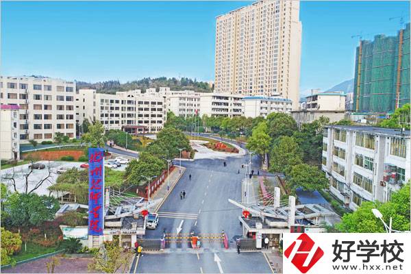 郴州有公辦的技校嗎？學(xué)校靠不靠譜？