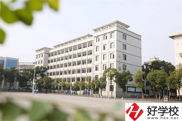 益陽(yáng)有五年制幼師學(xué)校嗎？當(dāng)幼師有前途嗎？