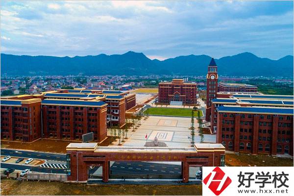湖南省湘北職業(yè)中專學校好不好？值得去讀嗎？
