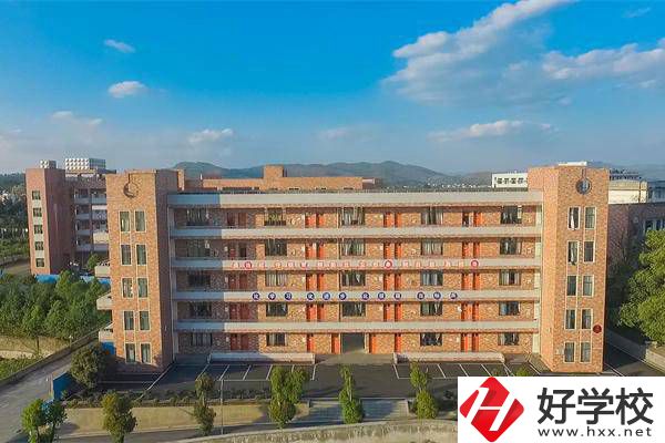 邵陽學(xué)幼兒保育專業(yè)推薦哪些學(xué)校？學(xué)費貴嗎？
