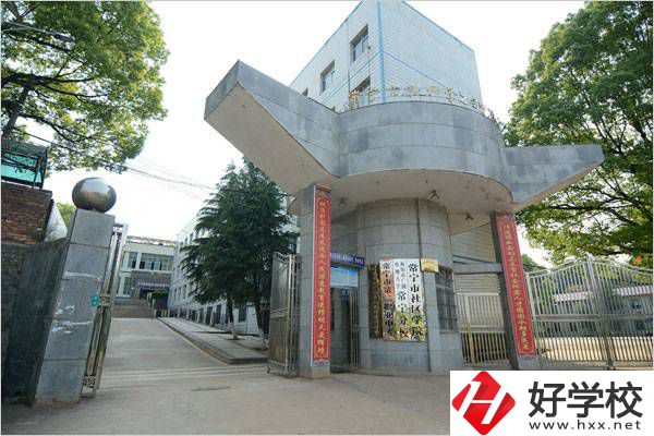 衡陽常寧市有幾所公辦中專？有什么辦學(xué)優(yōu)勢？