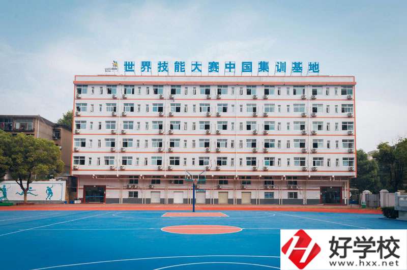 長沙建筑工程學校值不值得報考？從三個方面進行分析