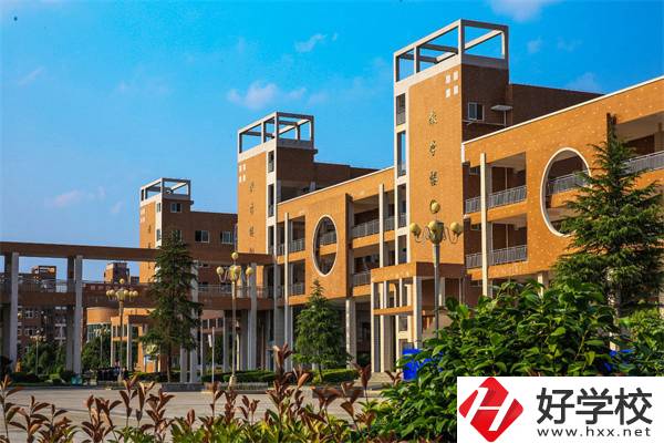 張家界重點(diǎn)中專有哪些？辦學(xué)特色是什么？