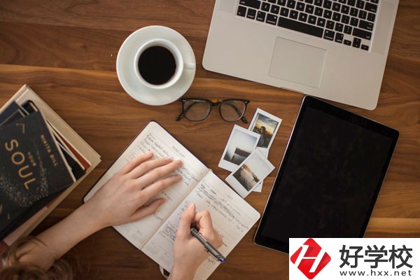 衡陽市鐵路運(yùn)輸職業(yè)學(xué)校好不好？宿舍怎么樣？