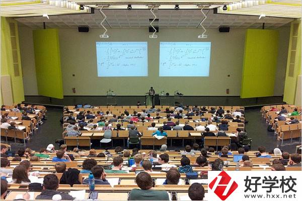 湖南有哪些適合體育生學(xué)習(xí)的中職學(xué)校？學(xué)費貴不貴？