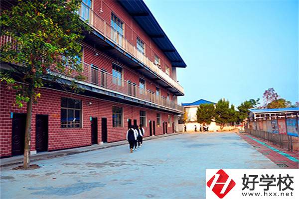 懷化好的民辦中職有哪些？辦學條件怎么樣？