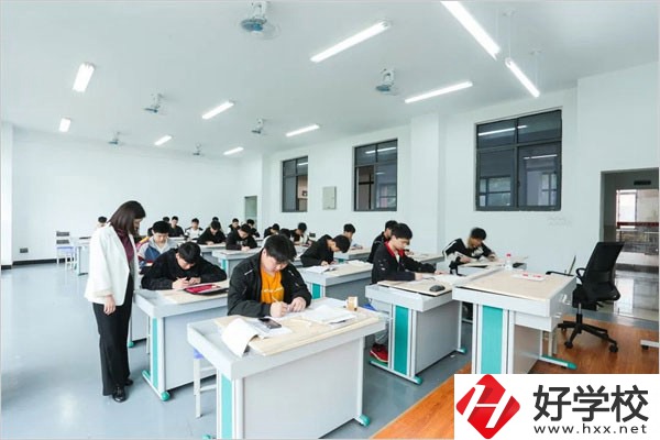 湘潭技師學(xué)院能學(xué)的專業(yè)多嗎？有哪些選擇？