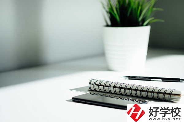 湖南省道縣師范學(xué)校好不好？什么專業(yè)女生最多？