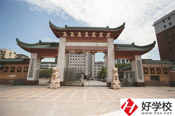 衡陽市信息網(wǎng)絡(luò)工程學校有哪些專業(yè)？就業(yè)率高不高？