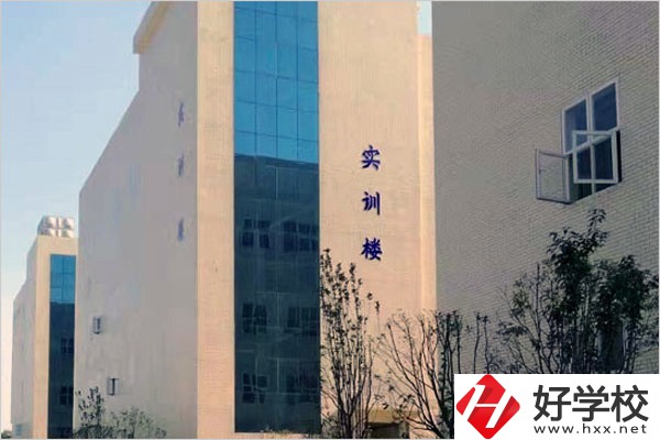想在湖南省就讀技工學(xué)校，建議看看這幾所