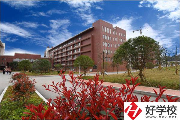 張家界有五年制大專學(xué)校的招生信息嗎？是什么學(xué)校？
