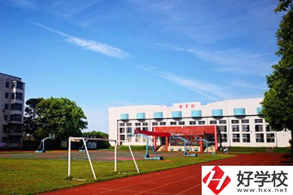 初中畢業(yè)后打算在湘潭讀中專，有哪些好學(xué)校推薦？