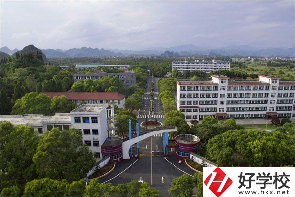 永州市工業(yè)貿(mào)易中等專業(yè)學校的招生專業(yè)有哪些？