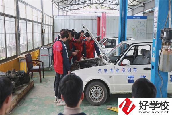 邵陽市雪峰博雅職業(yè)學(xué)校是什么學(xué)校？有什么辦學(xué)優(yōu)勢？