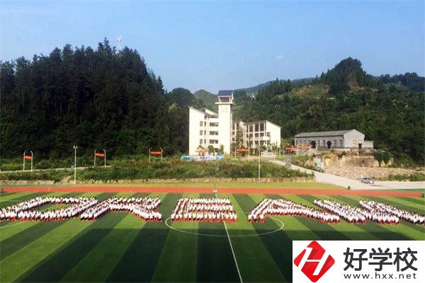 在張家界讀技?？梢钥即髮W(xué)嗎？有哪些技校推薦？