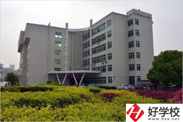 懷化有沒(méi)有五年制大專？可以學(xué)哪些專業(yè)？