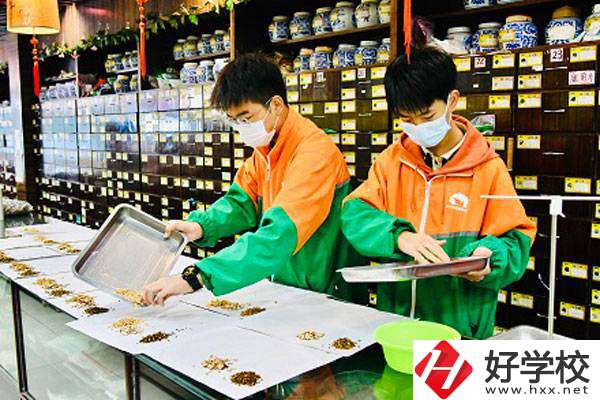 長(zhǎng)沙湘麓醫(yī)藥中專學(xué)校怎么樣，辦學(xué)特色好嗎？