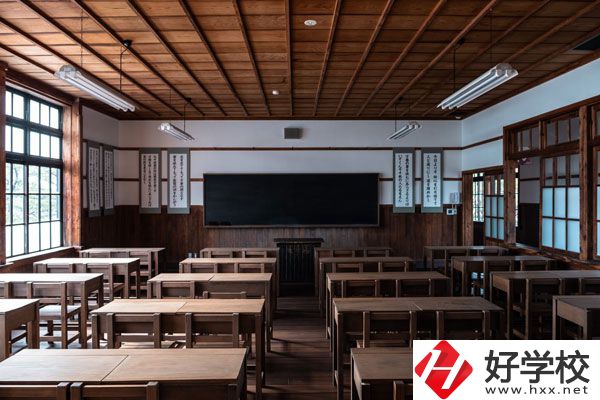 桂東縣職業(yè)技術(shù)教育學(xué)校招生辦電話是多少？