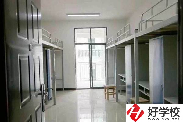 益陽職業(yè)技術學院怎么樣?有中職部嗎？