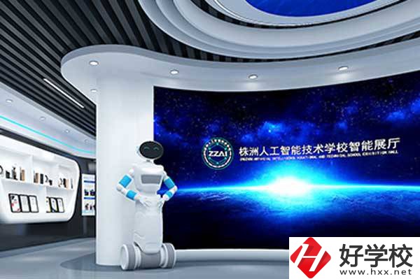 株洲人工智能職業(yè)學(xué)校師資力量怎么樣？有哪些優(yōu)秀教師？