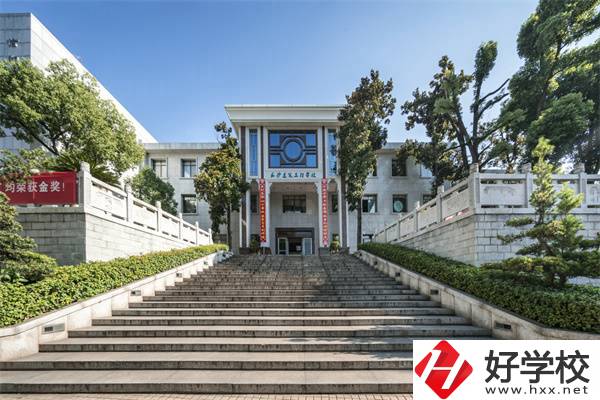 長沙建筑工程學(xué)校有哪些專業(yè)？
