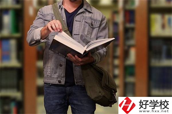 在湖南就讀普通高中和職業(yè)高中有什么區(qū)別？職高怎么樣？