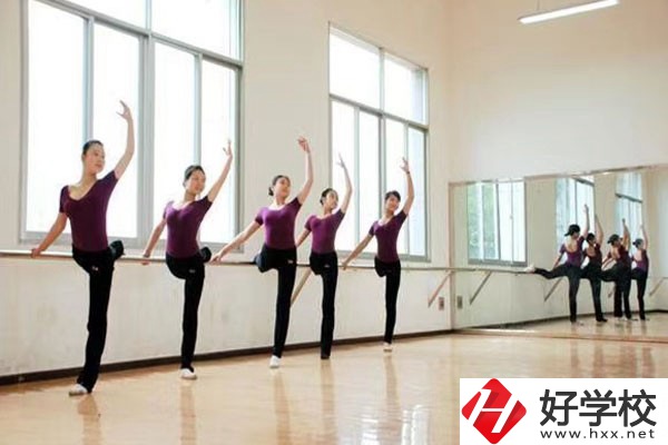 衡陽(yáng)市信息網(wǎng)絡(luò)工程學(xué)校是公辦的嗎？辦學(xué)特色是什么？