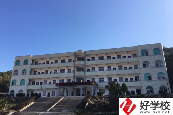 岳陽(yáng)市新青年職業(yè)技術(shù)學(xué)校怎么樣？辦學(xué)情況如何？