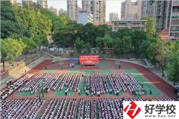 懷化公辦中職學(xué)費(fèi)大概是多少？有學(xué)費(fèi)補(bǔ)貼嗎？