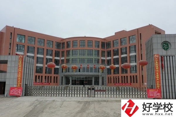 湘西的公辦職高有哪些？免學(xué)費(fèi)嗎？