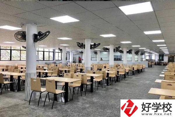 想學智慧健康養(yǎng)老服務專業(yè)，建議去長沙這所學校