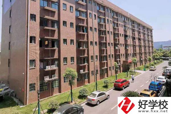 湘潭計算機(jī)職業(yè)技術(shù)學(xué)校有哪些辦學(xué)特色？