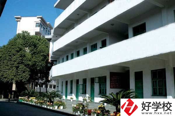 湘西自治州為民中中等職業(yè)技術(shù)學(xué)校有什么辦學(xué)特色？