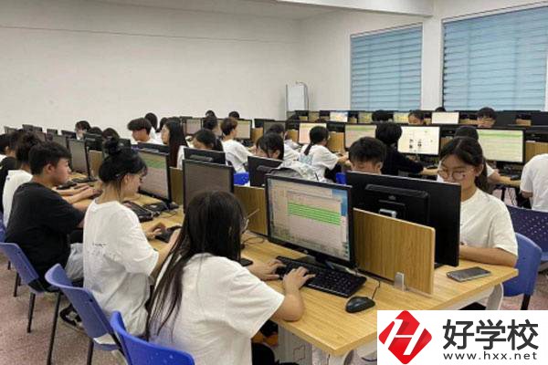 長(zhǎng)沙幼兒師范高等?？茖W(xué)校實(shí)訓(xùn)室