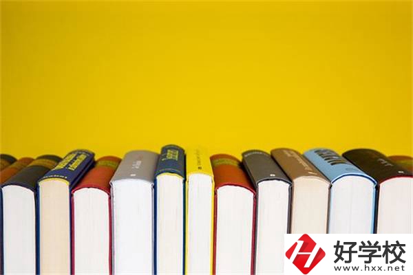 在湖南“晚熟”的孩子該何去何從？該怎么擇校？