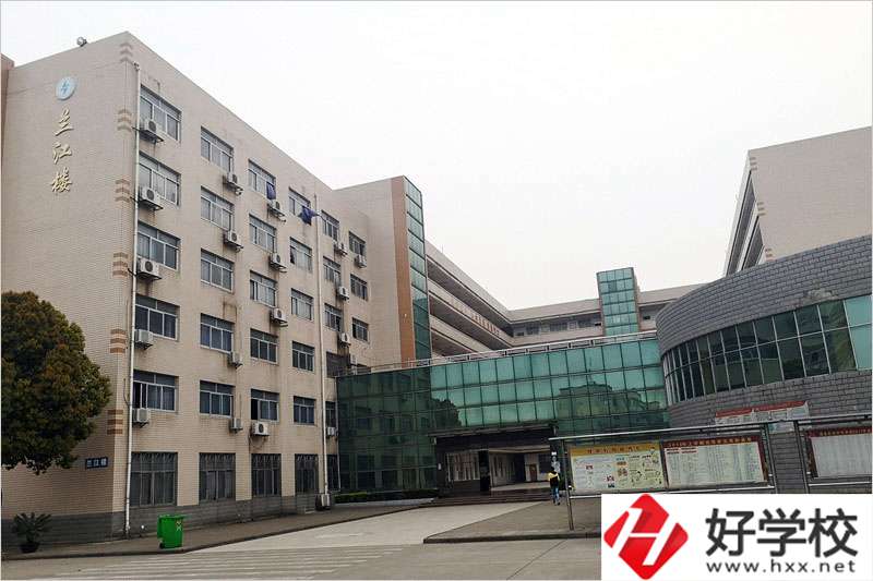 澧縣職業(yè)中專學(xué)校怎么樣？值得去讀嗎？