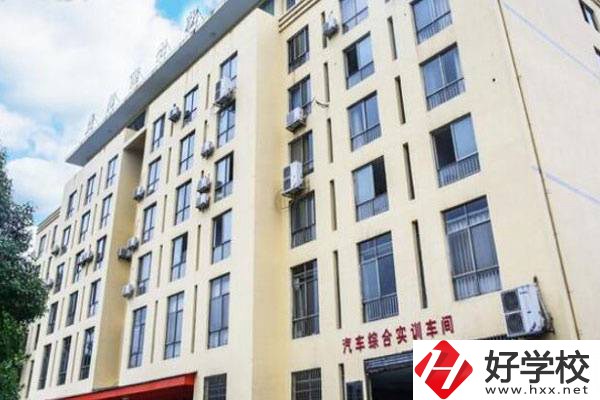 益陽市第一職業(yè)中專學校是重點學校嗎？升學率高嗎？
