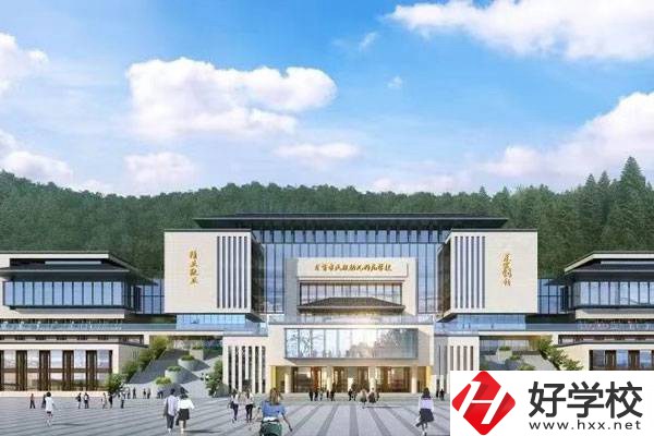 吉首市有哪些公辦中專？