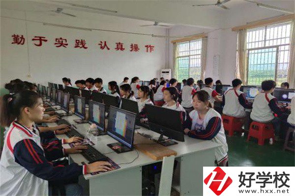永州技校的學(xué)費(fèi)一般是多少？有什么優(yōu)惠政策？