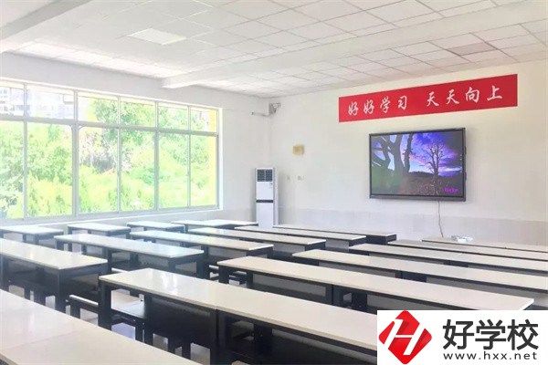 長沙有什么衛(wèi)校？學校條件怎么樣？