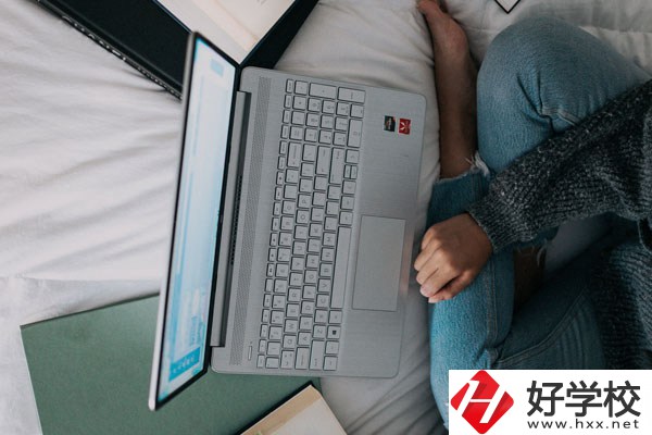 湖南省道縣師范學(xué)校好不好？什么專業(yè)女生最多？