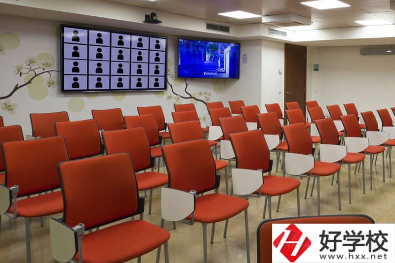 平江縣職業(yè)學院會計專業(yè)怎么樣？就業(yè)方向有哪些？