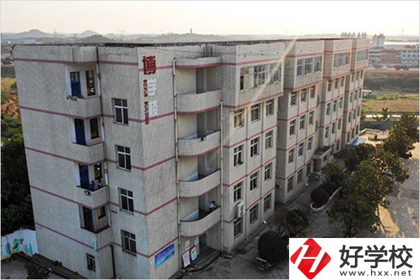 湘潭縣職業(yè)技術(shù)學(xué)校有什么特色專(zhuān)業(yè)？好就業(yè)嗎？